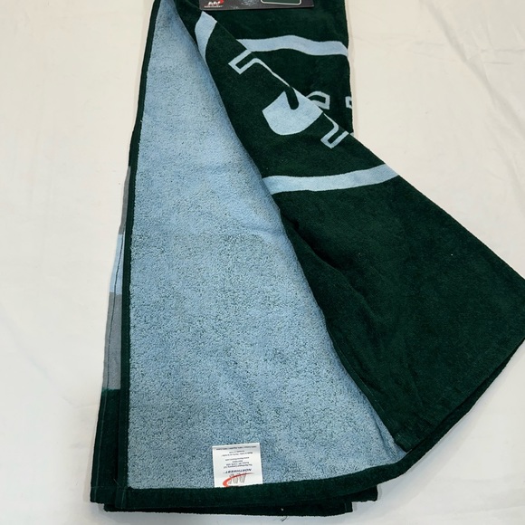 NY Jets beach towel NEW 30” x 60” - Picture 2 of 9